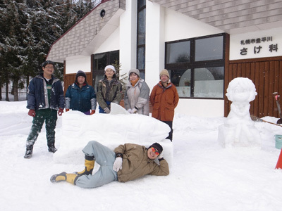 雪像製作隊