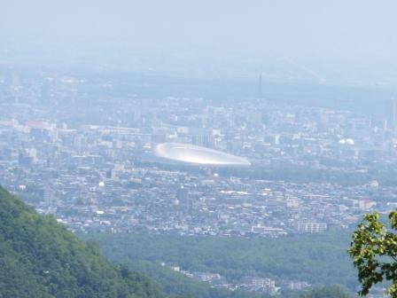 頂上から見えた札幌ドーム